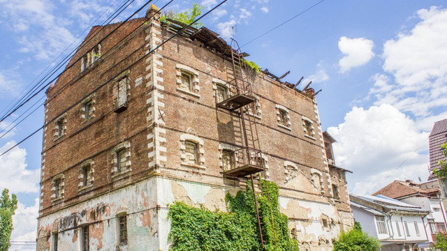 Moara Roșie ar putea deveni un nou spațiu cultural al Chișinăului. Clădirea va găzdui expoziții și evenimente

