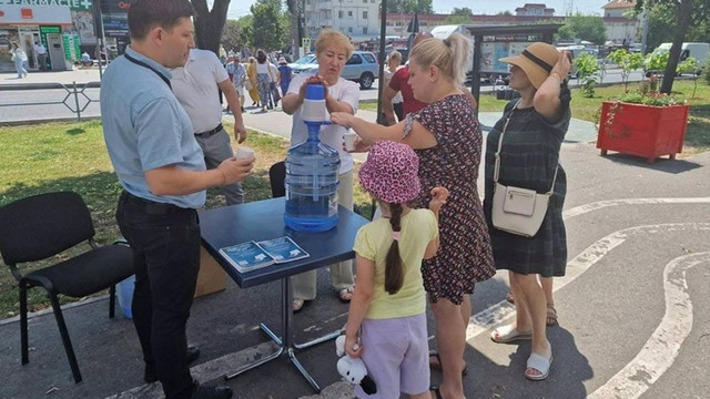 În capitală a început amenajarea punctelor de hidratare: Care sunt adresele
