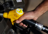 Benzina și motorina vor costa mai mult  în weekend
