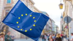 Eurobarometru: Trei sferturi dintre europeni consideră UE un spațiu al stabilității într-o lume tot mai instabilă
