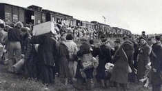 Se împlinesc 77 de ani de la al doilea și cel mai mare val de deportări staliniste din Basarabia
