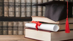 „Orice suspiciune privind integritatea academică trebuie examinată riguros”. Opt teze de doctor vor fi reevaluate la solicitarea Ministerului Educației