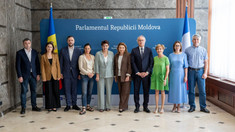 Delegații parlamentare din Franța și Polonia, în vizită la Chișinău pentru susținerea parcursului european al R. Moldova