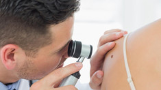 OMS avertizează: cazurile de cancer ar putea crește cu aproape 67% până în 2050
