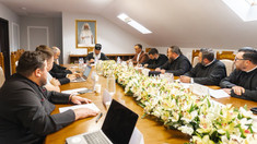 ÎPS Antonie a prezidat prima ședință de lucru a Permanenței Consiliului Eparhial al Arhiepiscopiei Chișinăului. Prioritățile stabilite