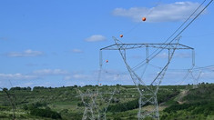 Dorin Junghietu a efectuat o vizită la Stația Electrică Chișinău: „Preconizăm să punem sub tensiune toată linia, până la intrarea în stația electrică Chișinău” (Video)