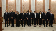 LIVE | Ceremonia de depunere a jurământului de către membrii Guvernului condus de Vasile Tofan