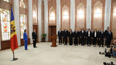 Maia Sandu, în cadrul ceremoniei oficiale de învestire a Guvernului condus de Vasile Tofan: „Trebuie să ne concentrăm pe siguranța cetățenilor și securitatea statului”