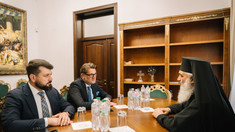 Parteneriatul dintre Mitropolia Basarabiei și România, discutat la întrevederea dintre ÎPS Antonie și ambasadorul României la Chișinău, Cristian-Leon Țurcanu (FOTO) 