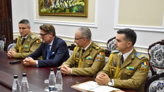 Noul atașat român, colonel Răzvan-Dumitru Gabor, prezentat la Ministerul Apărării. Cooperarea militară moldo-română, pe agenda discuțiilor

