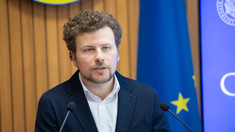 Dan Perciun: Reforma în educație urmărește reducerea diferențelor dintre școlile din R. Moldova și asigurarea unui acces mai echitabil la educație