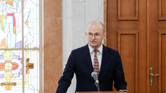 Maia Sandu a semnat decretul privind demisia lui Radu Musteață din funcția de ministru al Agriculturii și Industriei Alimentare (DOC) 

 