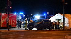 Un mort și 16 răniți după ce o mașină a intrat în mulțime la Gay Pride de la Berlin

