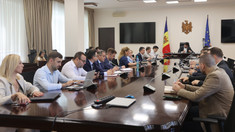 Dorin Junghietu: „R. Moldova are nevoie de reguli predictibile, de mai puțină birocrație, de investiții accelerate în rețele și de o piață concurențială care să funcționeze în beneficiul consumatorilor”