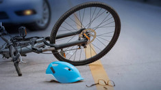 Peste 100 de accidente rutiere cu implicarea bicicliștilor, înregistrate de la începutul anului. Poliția îndeamnă conducătorii să respecte regulile de siguranță

