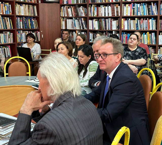 Ștefan cel Mare și Sfânt - un model pentru tinerele generații, ideea centrală a unei conferințe științifice desfășurate la Chișinău (Foto)

