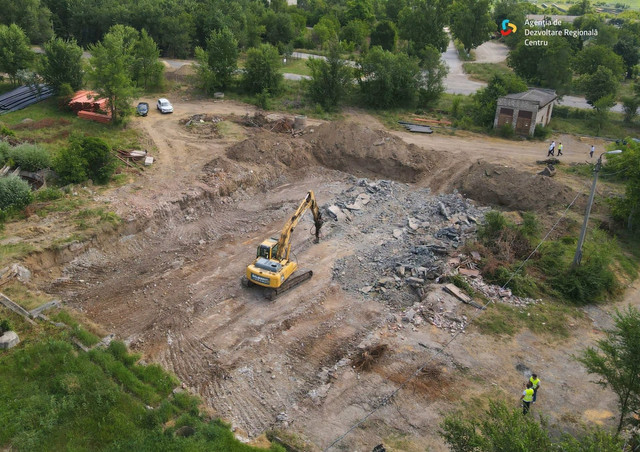 FOTO  | Au început lucrările la stația regională de epurare și extinderea canalizării din Nisporeni și Vărzărești