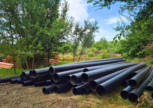 FOTO  | Au început lucrările la stația regională de epurare și extinderea canalizării din Nisporeni și Vărzărești