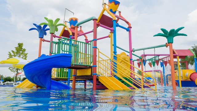 Nereguli depistate la parc acvatic, în urma unui control inopinat