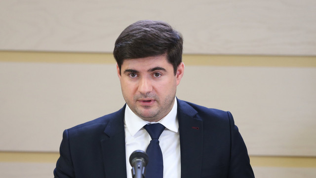 Guvernul a aprobat demisia directorului general al APP, Roman Cojuhari
