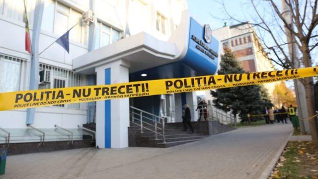 Numărul alertelor cu bombă a crescut semnificativ în ultimele zile. Poliția: Aceste acțiuni urmăres perturbarea activității instituțiilor