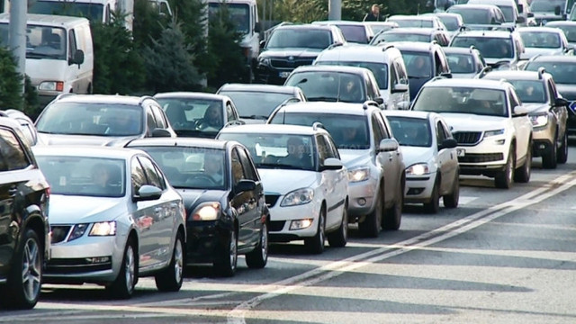 Mașinile din stânga Nistrului, înmatriculate mai des cu plăci naționale decât cu plăci neutre 