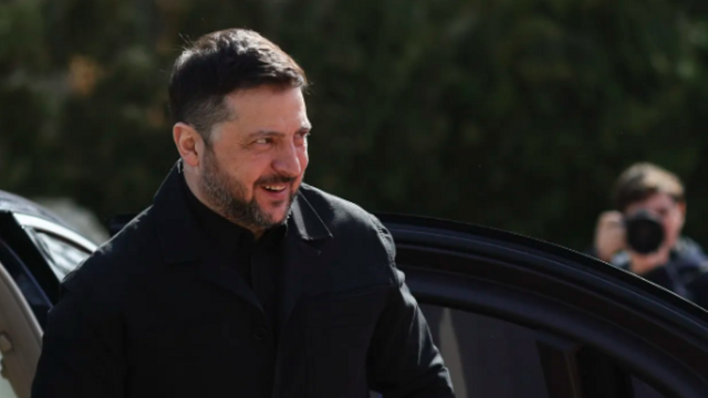 Zelenski reorganizează conducerea instituțiilor de securitate. Un oficial controversat preia temutul serviciu secret SBU
