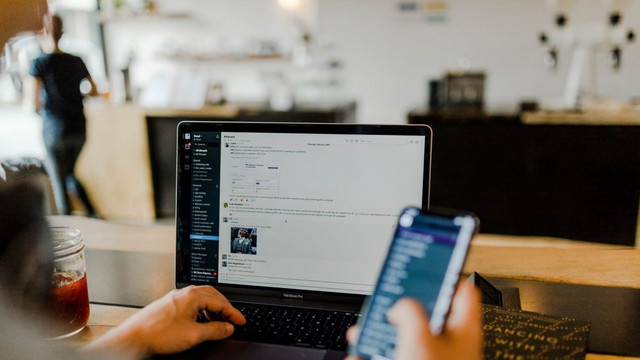Peste 43% dintre instituțiile publice din Republica Moldova oferă servicii complet digitalizate